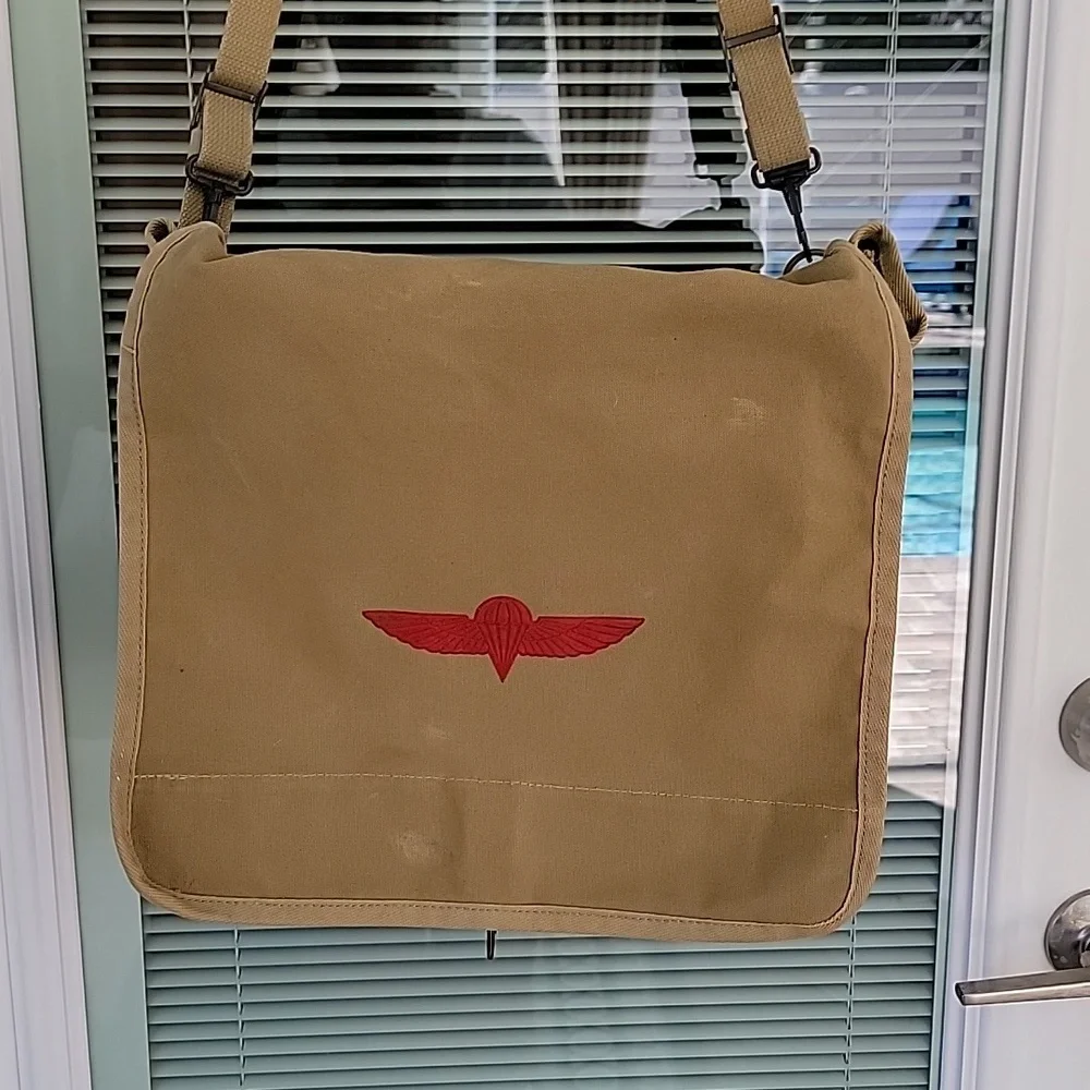 Banana Republic Heavy Canvas Paratrooper Messenger Bag